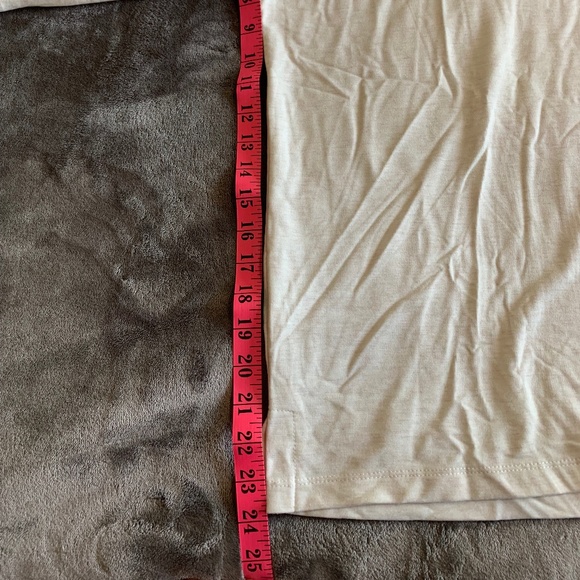 Suzy Shier Blouse - Picture 3 of 4